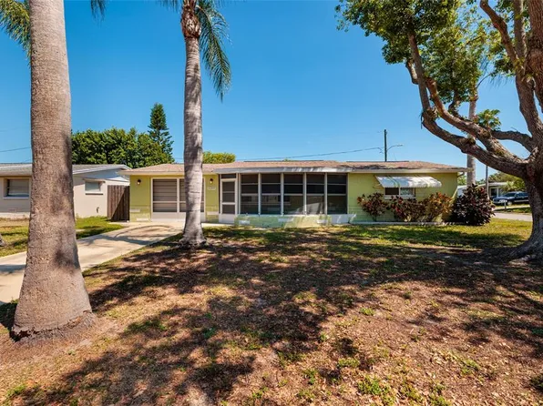 5209 Lofton Dr, New Port Richey, FL 34652