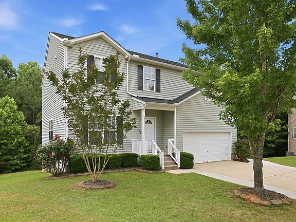 3rd image of 132 Cascade Ct