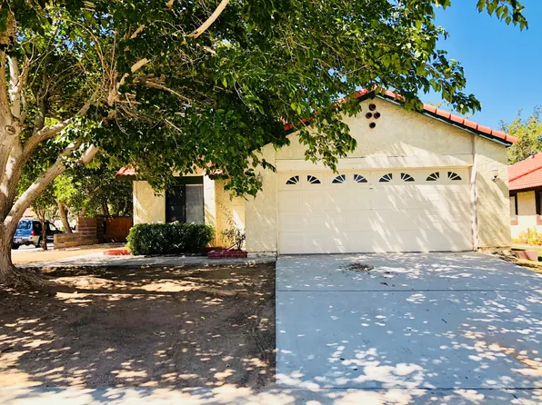 37007 Pond Ave, Palmdale, CA 93550
