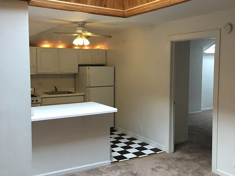 The Mansion — Photo 10