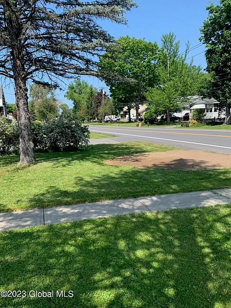 2nd image of 273 Giffords Church Road
