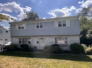 14 Hitchcock Pl, Montclair, NJ 07042