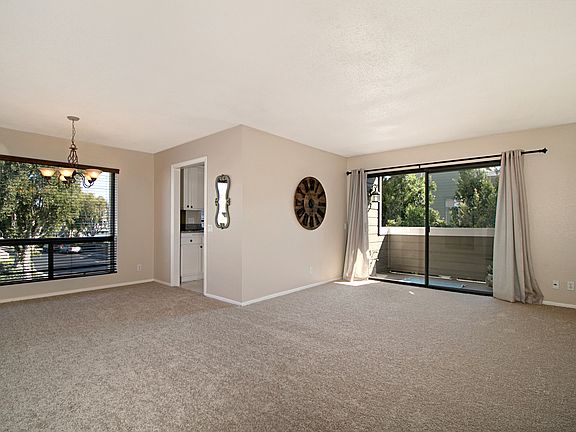 5th image of 67 Bramble Ln