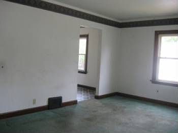 4th image of 9438 Edmund Dr