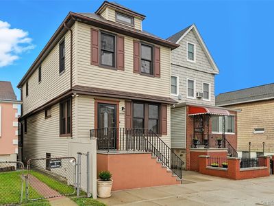 1444 Gillespie Avenue, Bronx, NY, 10461