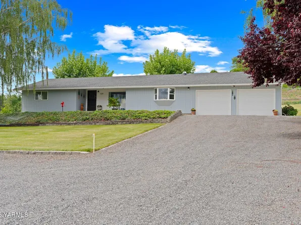 520 Canyon Rd, Yakima, WA 98901