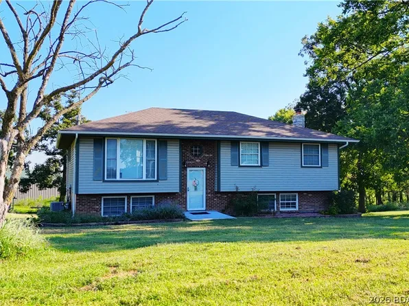 40364 Highway Cc, California, MO 65018