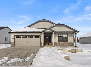 9305 N Secretariat Ln, Hayden, ID 83835