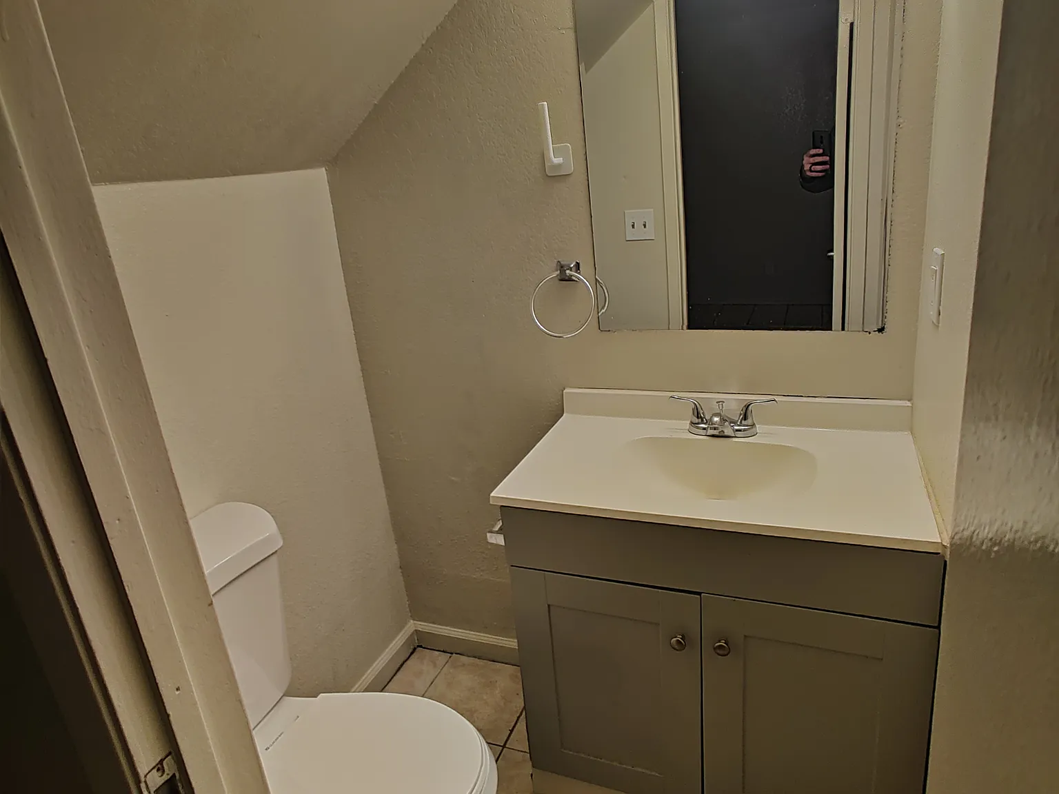 2 bed, 1.5 bath, 800 sqft, $1,400 — Photo 3