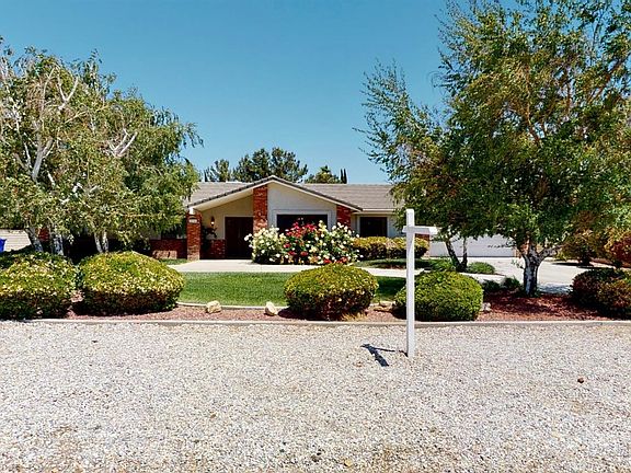 5th image of 12765 Sorrel Dr