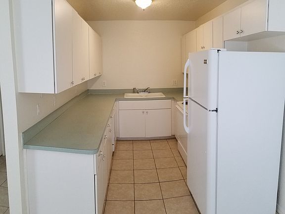 4th image of 1673 SW 107th Ln Unit 1