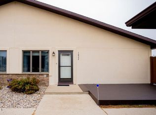 1422 8th Ave NE, Jamestown, ND 58401