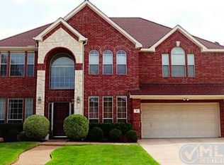 8 Crystal Brook Ct, Mansfield, TX 76063