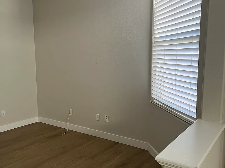 1383 W Spruce Dr — Photo 28