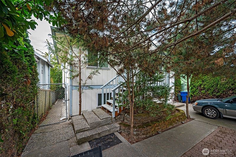 2nd image of 9253 3rd Avenue NW