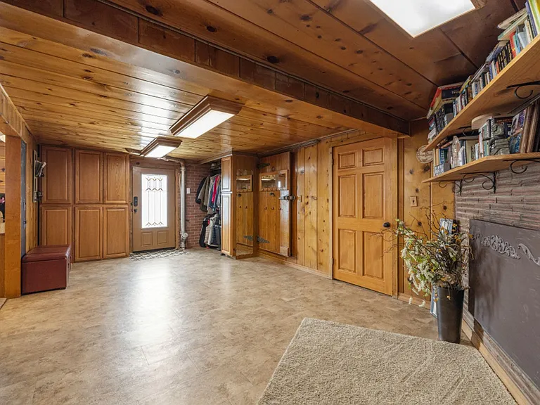 525 Mesa St — Photo 32