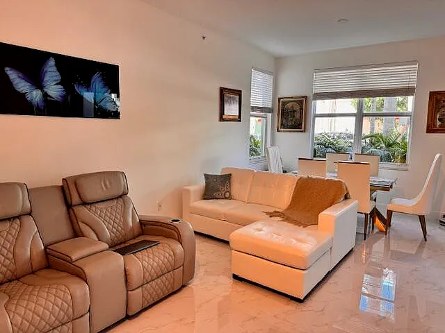 2 bed, 2.0 bath, 1254 sqft, $2,750 — Photo 3