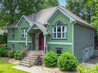 912 Springharbor Rdg, Woodstock, GA 30188