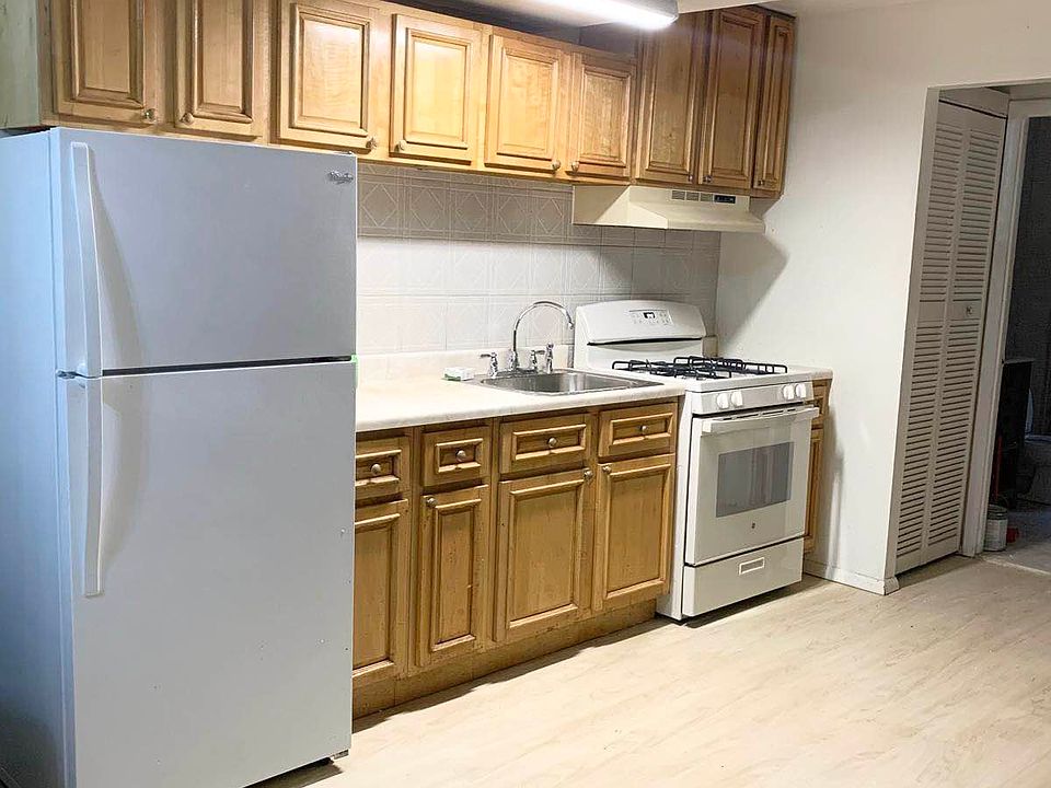 1st image of 244 E 110th St #B