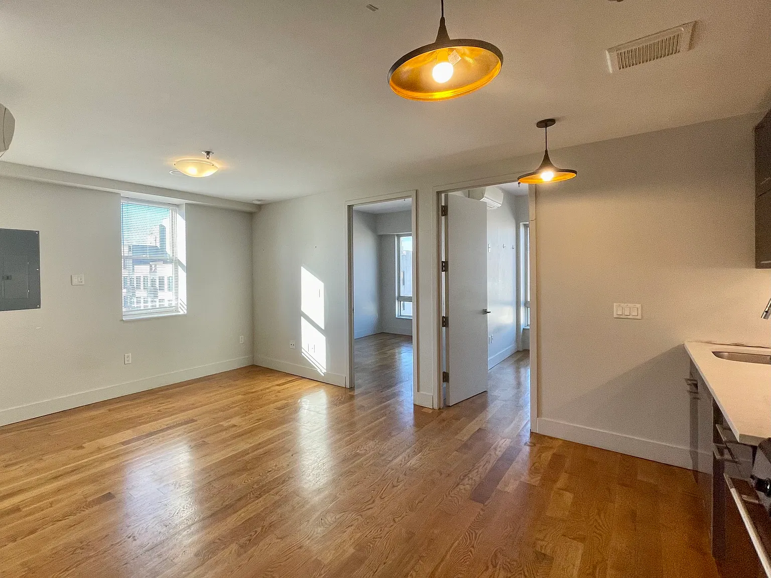 885 Dekalb Avenue — Photo 1
