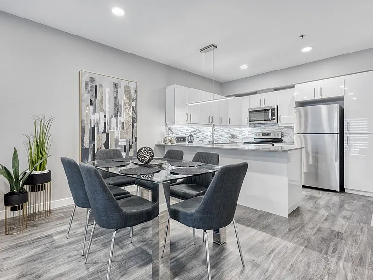 1515 Warde Ave — Photo 15