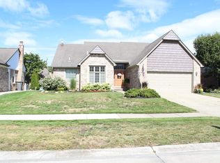 20315 Dunham Rd, Clinton Township, MI 48038