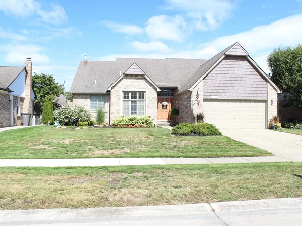 20315 Dunham Rd, Clinton Township, MI 48038