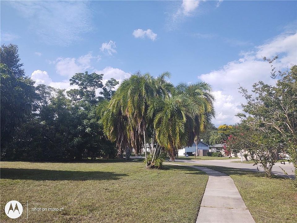 2nd image of 2544 Gresham Dr
