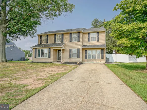 2617 Hadley Dr, Pennsauken, NJ 08109