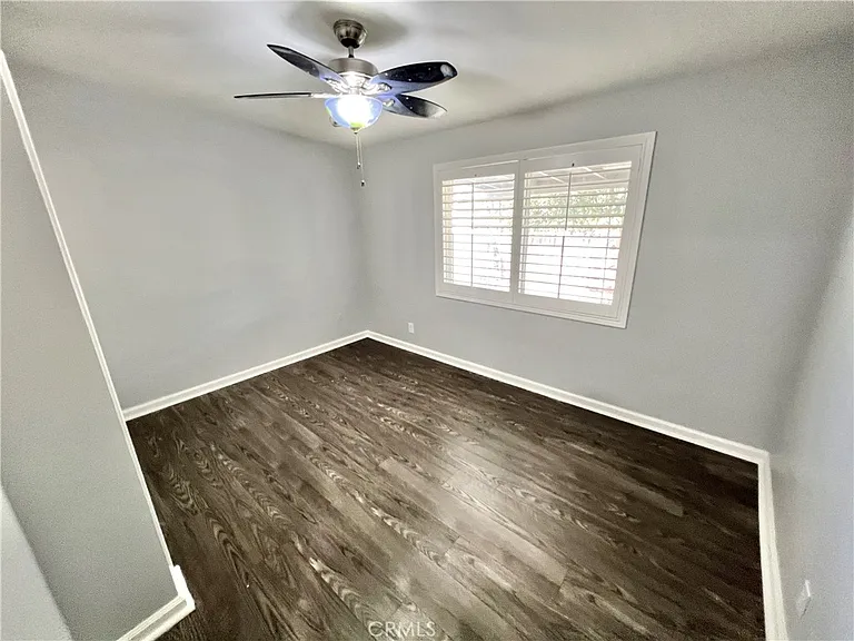 3085 Kathleen St — Photo 7