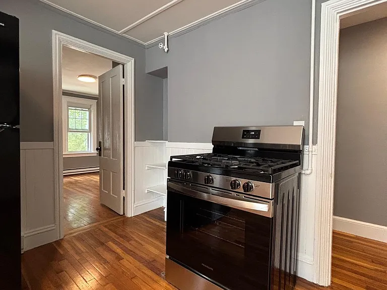 123 East St #1 — Photo 7