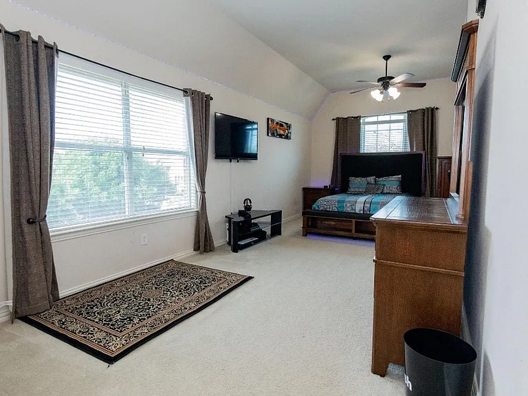 11956 Grandview Dr — Photo 22