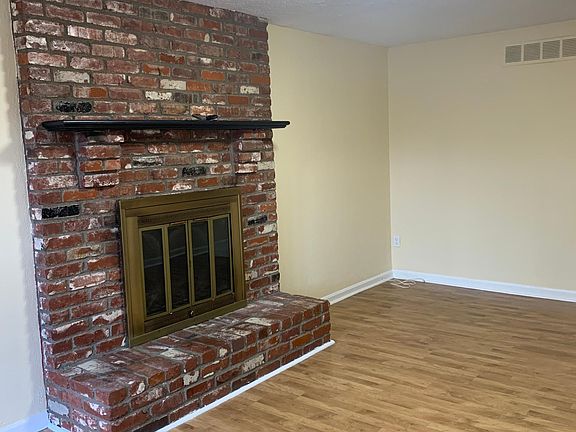 Family room with Fireplace