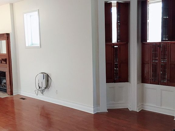 4th image of 61 James St #61A