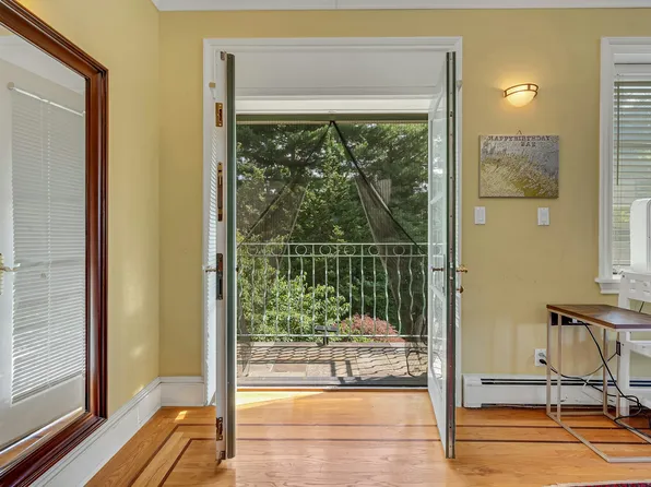 5440 Independence Avenue image 20 of 36