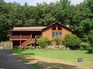 179 Bunker Rd, Baraboo, WI 53913