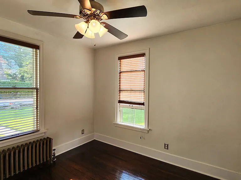 100-106 Daly Ave — Photo 13