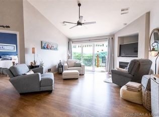 54 Park Pool Dr #4A, Kaiser, MO 65047