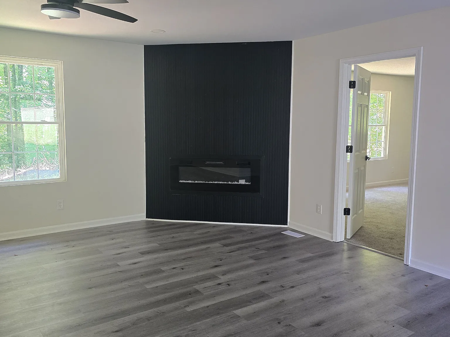 3 bed, 1423 sqft, $2,300 — Photo 2