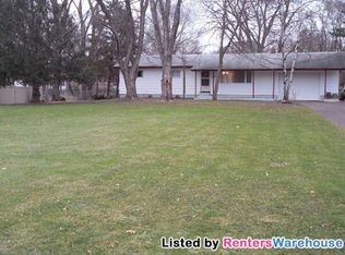 8323 Eastwood Rd, Mounds View, MN 55112