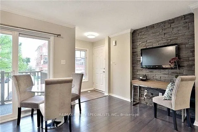 3250 Bentley Dr #3 — Photo 4