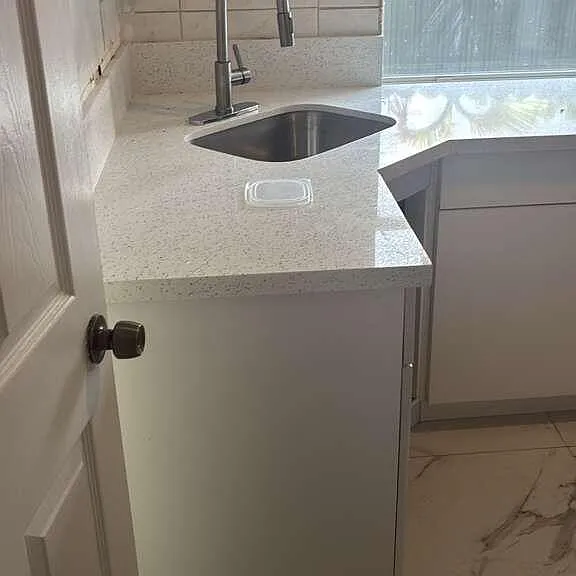 5310 SW 115th Ave — Photo 3