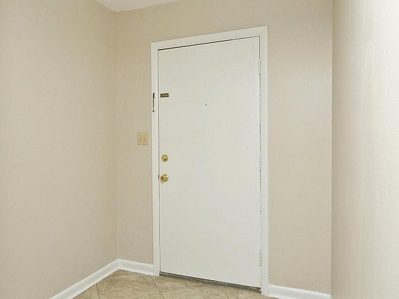 4th image of 5260 Crossbow Cir Unit 4F