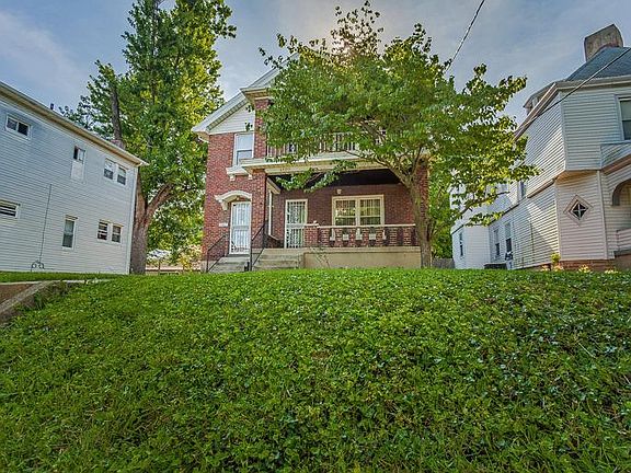 2nd image of 4120 Bell St