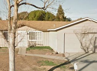 2037 Greenwood Rd, Santa Maria, CA 93455