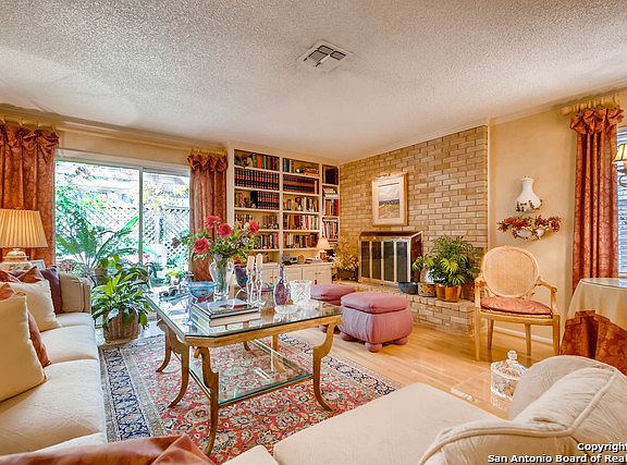 5th image of 6947 Forest Park St