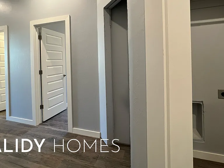 609 Remington Ave — Photo 15