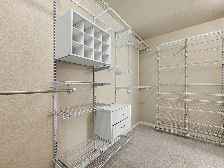 2721 Bridle Dr — Photo 17