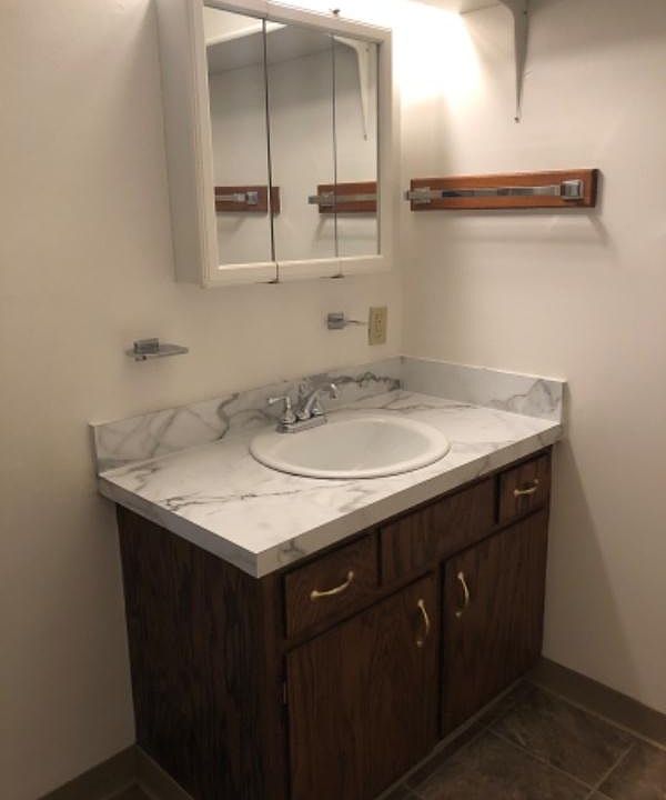 1st image of 2021 NW Hickory Ln APT 11