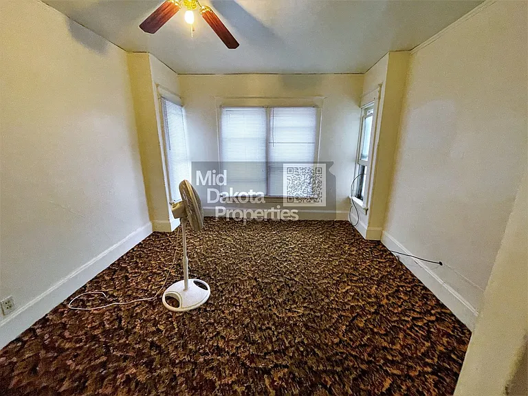 316 W 2nd Ave — Photo 11